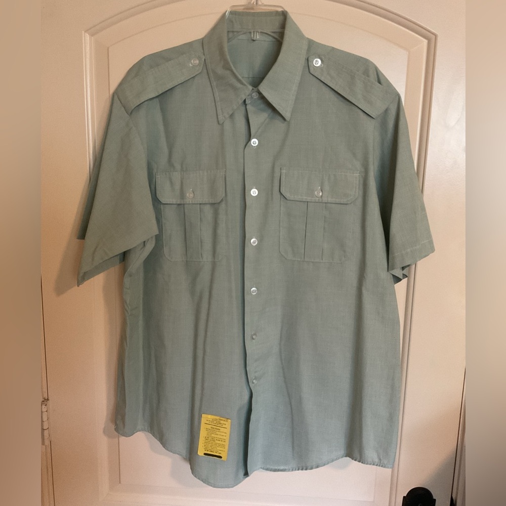 U.S. Army AG-415 Short Sleeve Green Dress Shirt Size 17 EUC